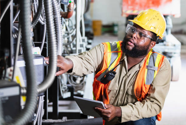 Best Electrician for Home Renovation  in Lynwood, CA