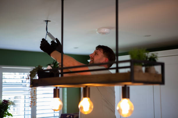 Best Affordable Emergency Electrician  in Lynwood, CA