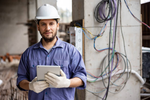 Best Licensed Electrician  in Lynwood, CA